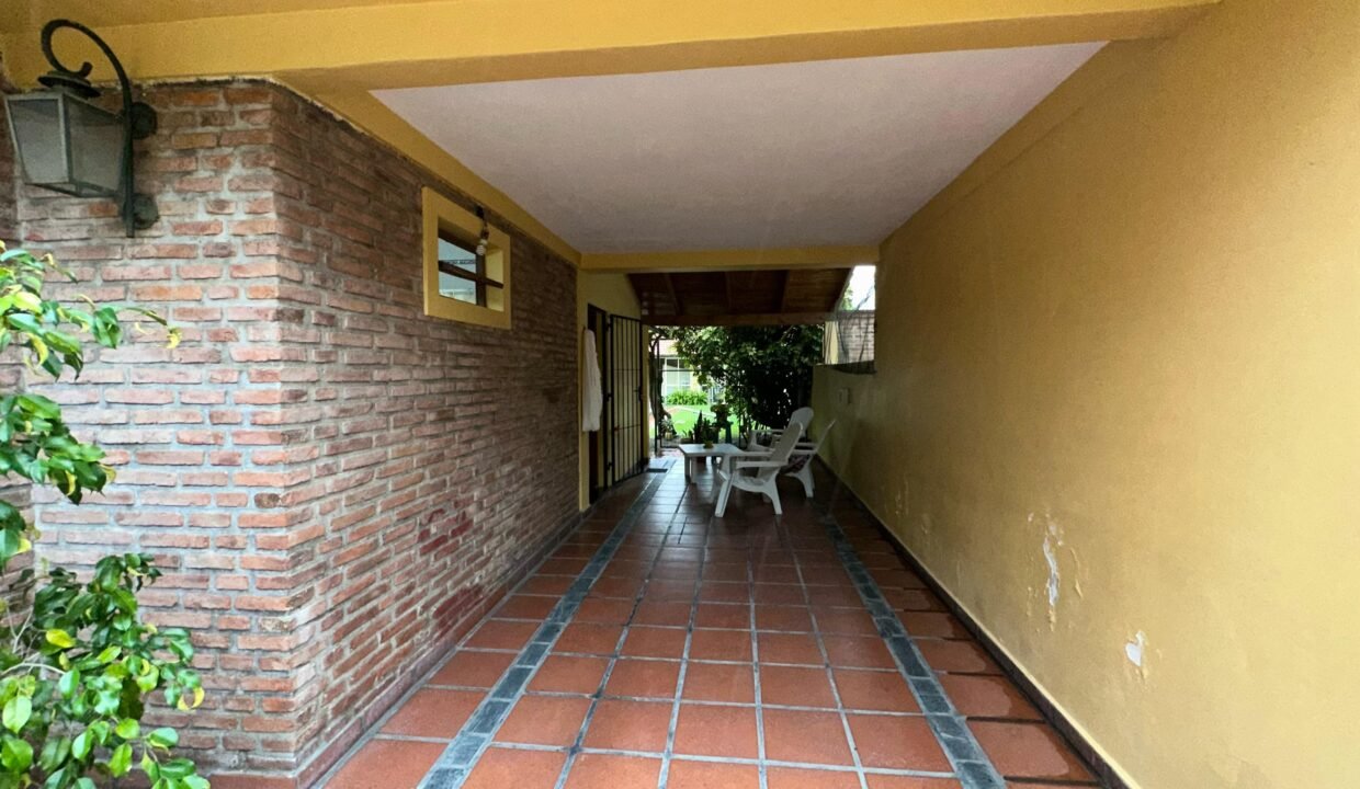f2661892-6718-4821-97f9-97a51e3e1a27