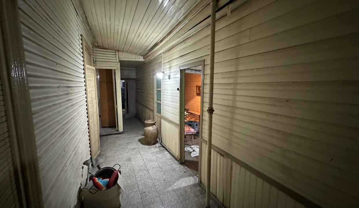 d5c6a9aa-bb8c-4e28-9376-e1b51229445e