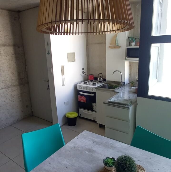 6a5fdb49-be75-4178-aa08-400a25599382