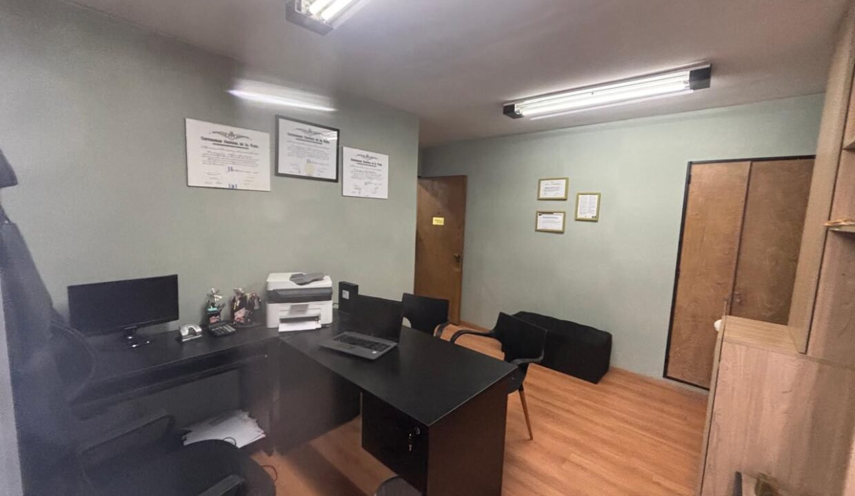 20b2b853-040c-4402-b377-e30d83583bcc