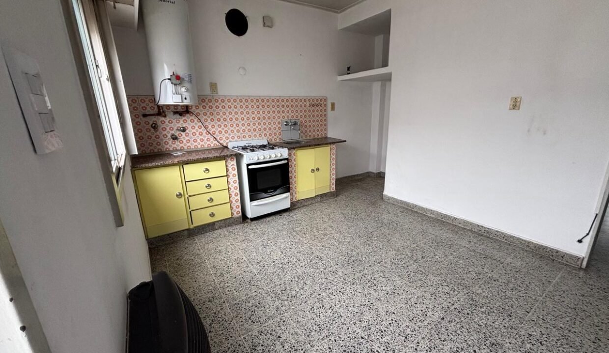 6bdda8d8-48cb-4efa-9748-eca707c2930f