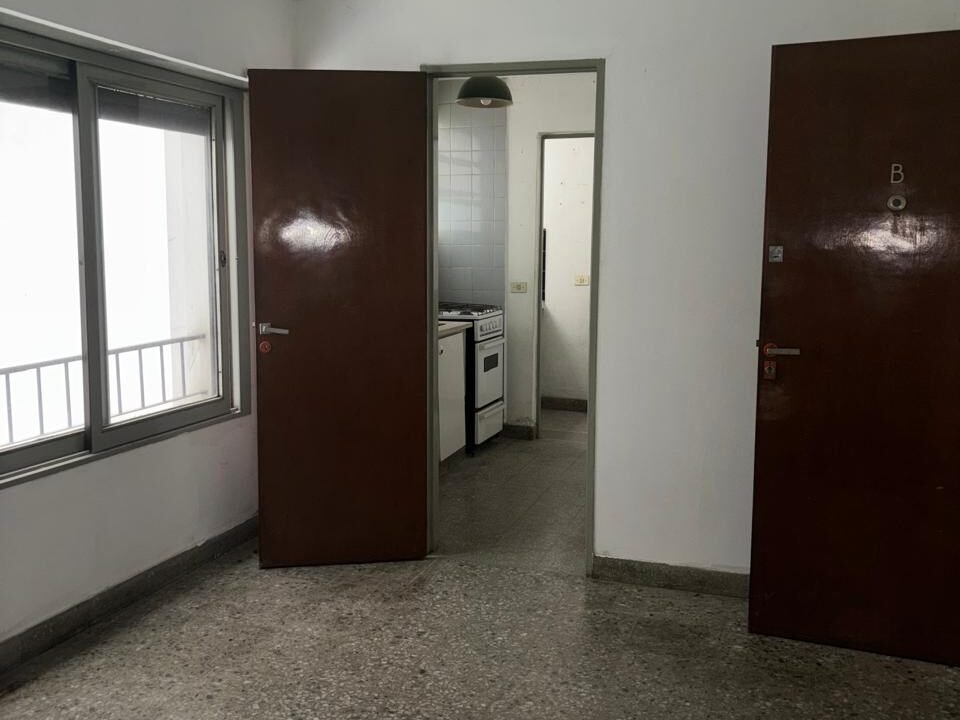 b6040b5c-0cae-42f6-8e33-36b681e93d6c